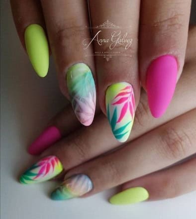 cute tropical nails