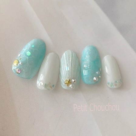 Beach Themed Nails